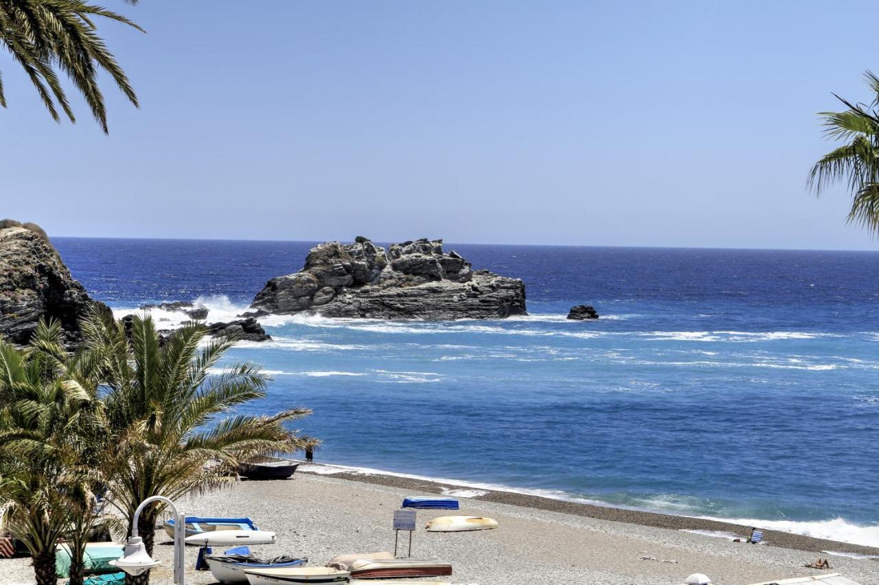 Primera Linea De Playa Con Parking Y Wifi Almuñécar Eksteriør billede